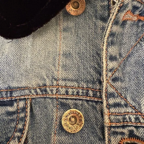 D&G by Dolce & Gabbana Women’s Denim Jacket with Black Velvet Collar - Picture 2 of 7